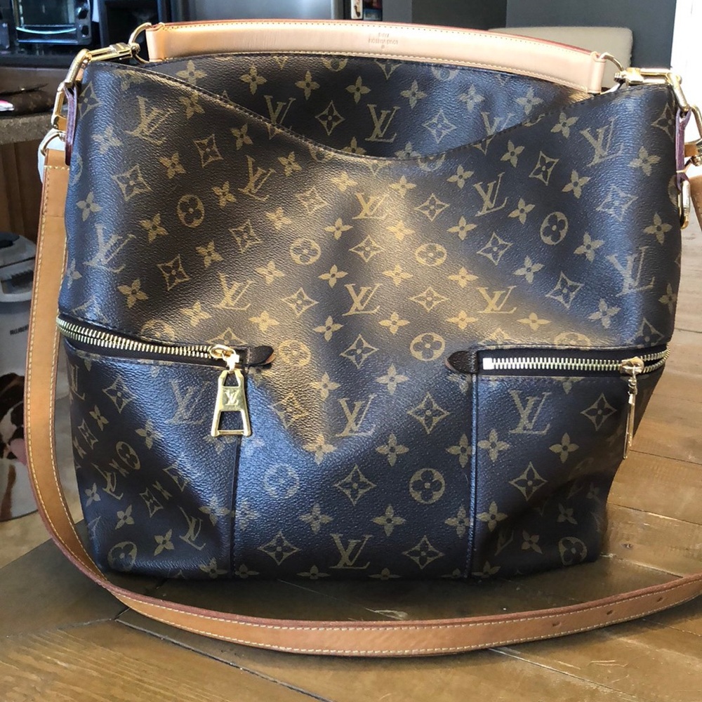 Authentic Louis Vuitton Melie Bag